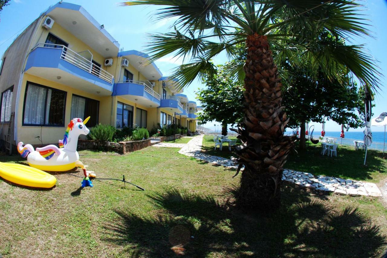 Ocean Hotel Sarandë Dış mekan fotoğraf