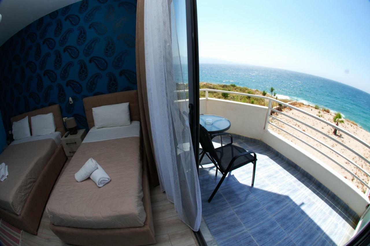 Ocean Hotel Sarandë Dış mekan fotoğraf